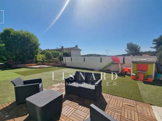 Maison à vendre 560 000 € 4 pièces 2 chambres 90 m² 546 m² de terrain Les Issarts Vallauris 06220