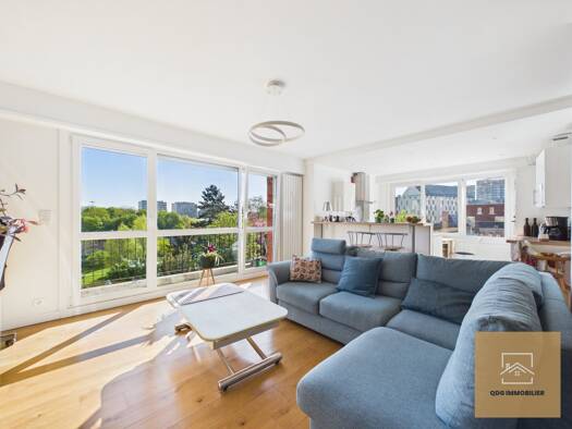 Appartement à vendre 340 000 € 3 pièces 2 chambres 80,6 m² Étage 4/6 Centre Lille 59800