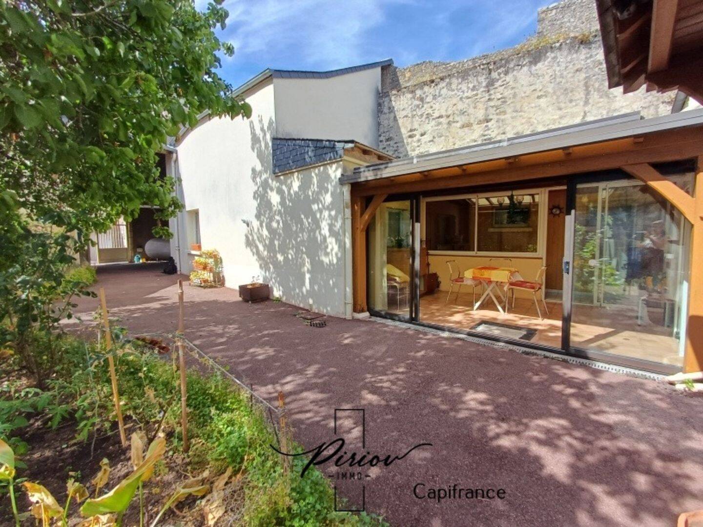 Maison 5 pièces 121 m² · à Montreuil-Bellay · 121 m² · 132 500 €