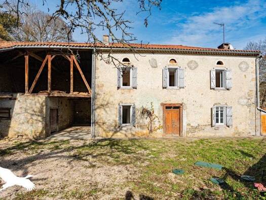 Maison à vendre 189 000 € 6 pièces 4 chambres 155 m² 2 890 m² de terrain Ganties 31160