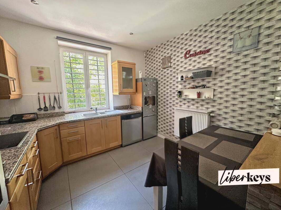 Appartement 3 pièces 53 m² · à Oullins-Pierre-Bénite · 53 m² · 179 000 €