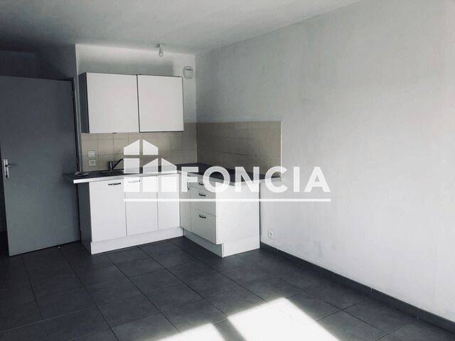 Appartement 1 pièce 25 m² · à Sanary-sur-Mer · 24,9 m² · 473 €/mois