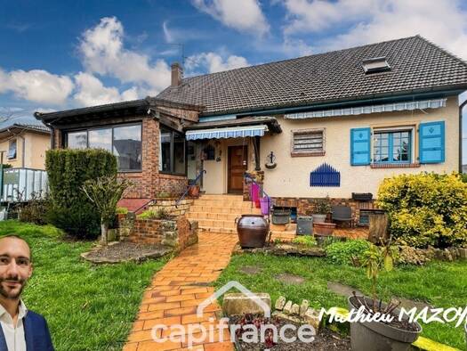 Maison à vendre 230 000 € 6 pièces 4 chambres 139 m² 601 m² de terrain Cortelin-Le Bourg-Taisey Saint-Rémy 71100