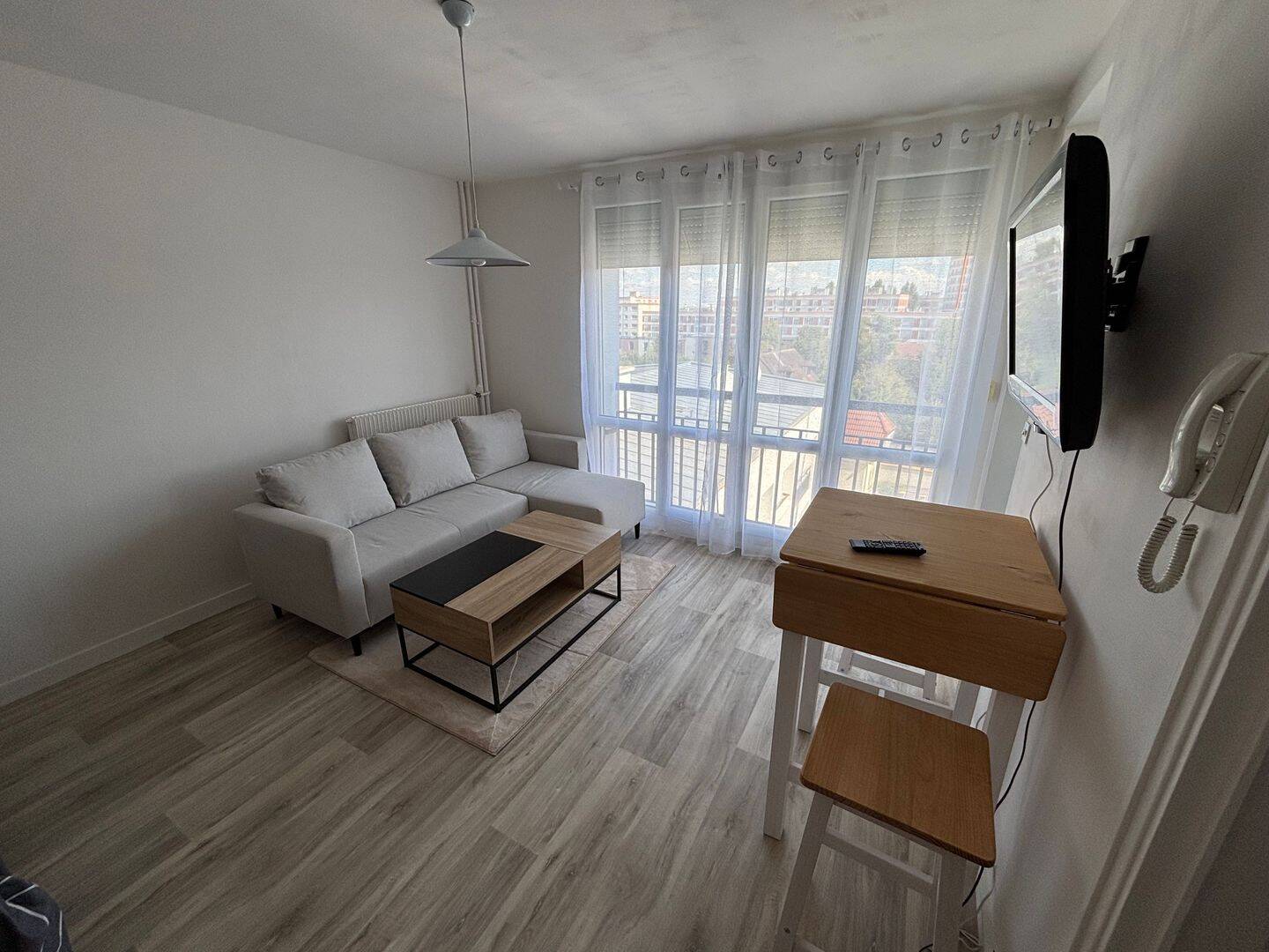 Appartement 1 pièce 25 m² · à Saint-André-les-Vergers · 25 m² · 480 €/mois
