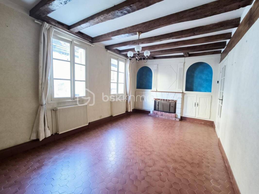 Maison 5 pièces 159 m² · à Château-Renault · 159 m² · 125 000 €