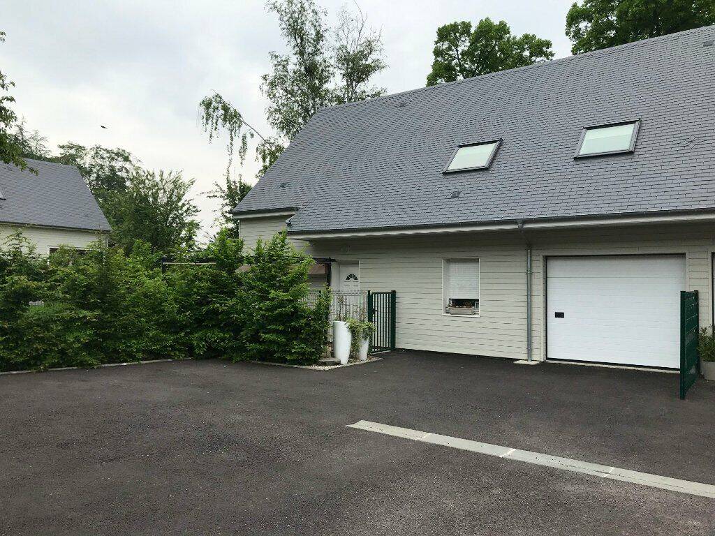 Maison 6 pièces 120 m² · à Villers-sur-le-Roule · 120 m² · 1 080 €