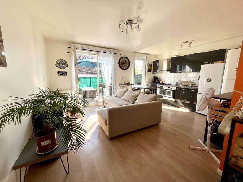Maison jumelée à vendre 172 500 € 2 pièces 1 chambre 48 m² Cély 77930