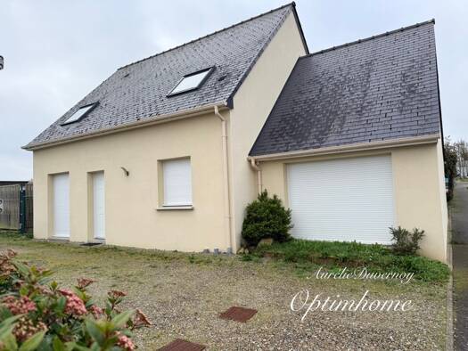 Maison à vendre 239 200 € 5 pièces 4 chambres 113 m² 618 m² de terrain Meslay-du-Maine 53170