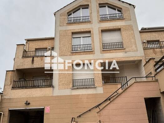 Appartement à louer 1 099 € 3 pièces 2 chambres 65 m² 2ème étage Centre Est et Sud Gonesse 95500