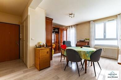 Appartement en viager occupé Bouquet 61 700 € 3 pièces 2 chambres 55 m² RDC/3 Saverney Fontaine-Lès-Dijon 21121