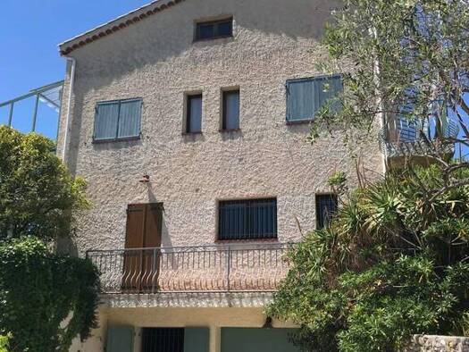 Appartement à louer 1 870 € 3 pièces 2 chambres 82 m² RDC/1 Collettes Bréguières-Les Vaux Cagnes-sur-Mer 06800
