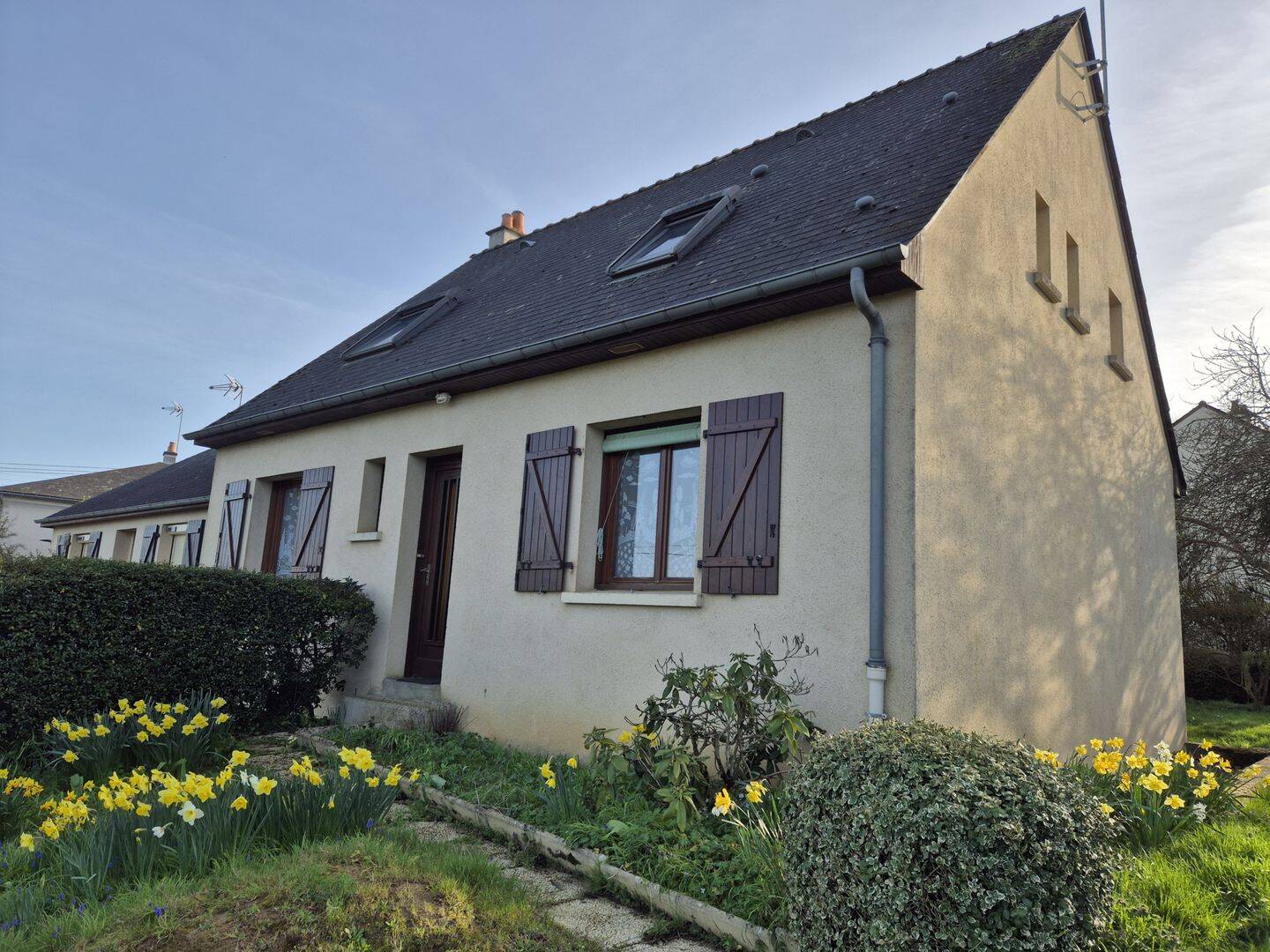Maison 6 pièces 102 m² · à Sablé-sur-Sarthe · 102,2 m² · 126 000 €