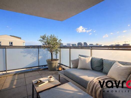 Appartement à vendre 589 000 € 5 pièces 4 chambres 107,4 m² Étage 4/5 Girondins Lyon 7ème arrondissement 69007