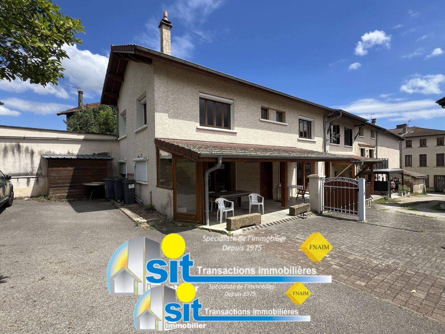 Maison 8 pièces 176 m² · à Les Côtes-d'Arey · 176 m² · 335 000 €
