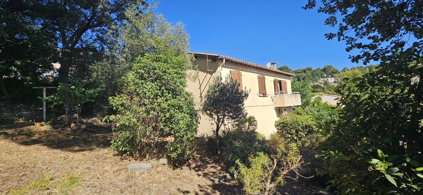 Maison 4 pièces 65 m² · à Ollioules · 65 m² · 390 000 €