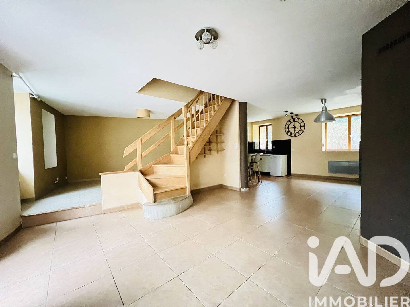 Maison 5 pièces 87 m² · à Douzens · 87 m² · 108 900 €