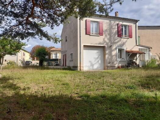 Maison à vendre 240 000 € 5 pièces 4 chambres 143 m² 681 m² de terrain Saint-Julien 83560