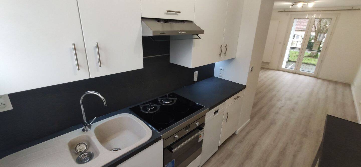 Appartement 5 pièces 55 m² · à Compiègne · 55 m² · 760 €
