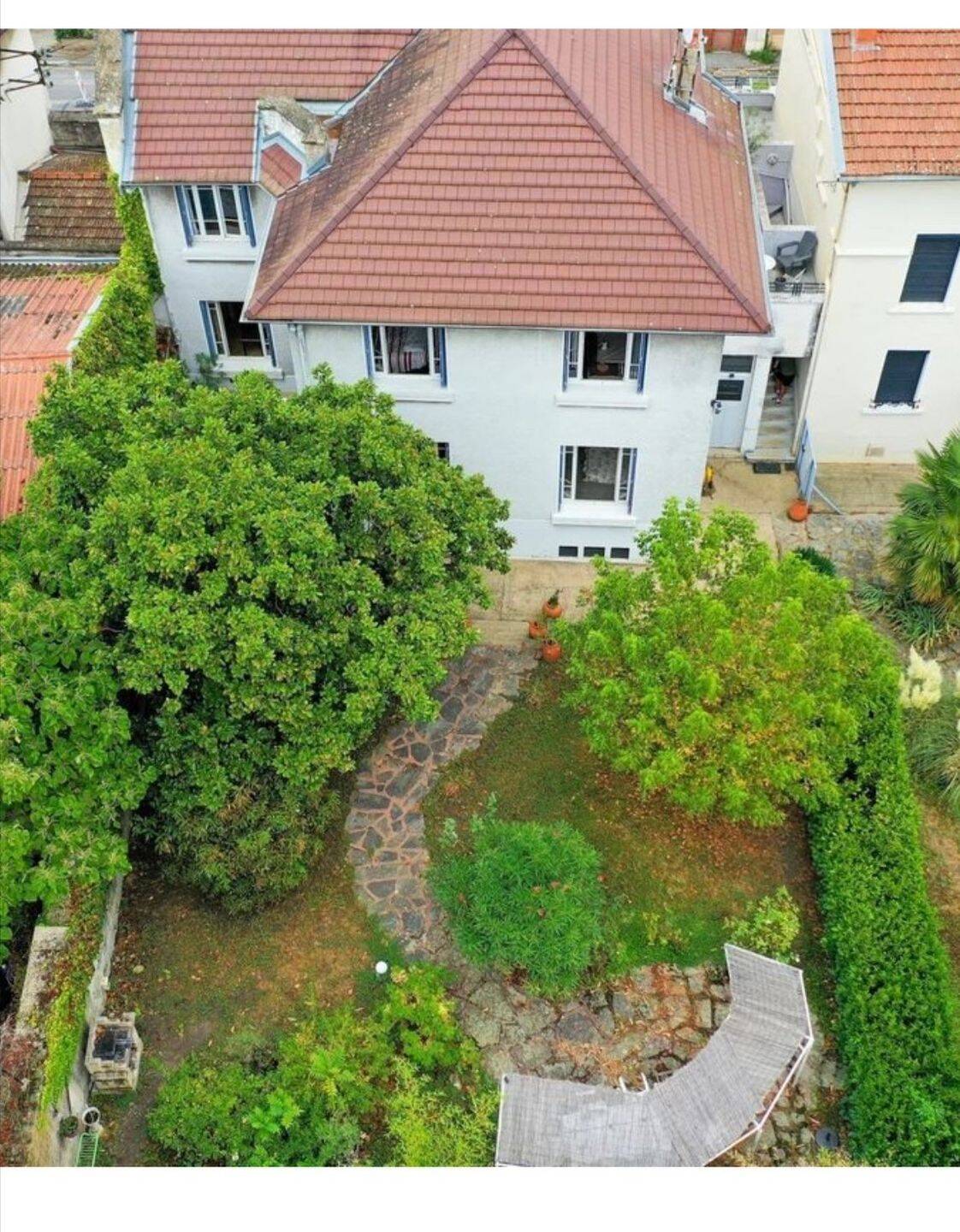Appartement 4 pièces 128 m² · à Givors · 128 m² · 210 000 €
