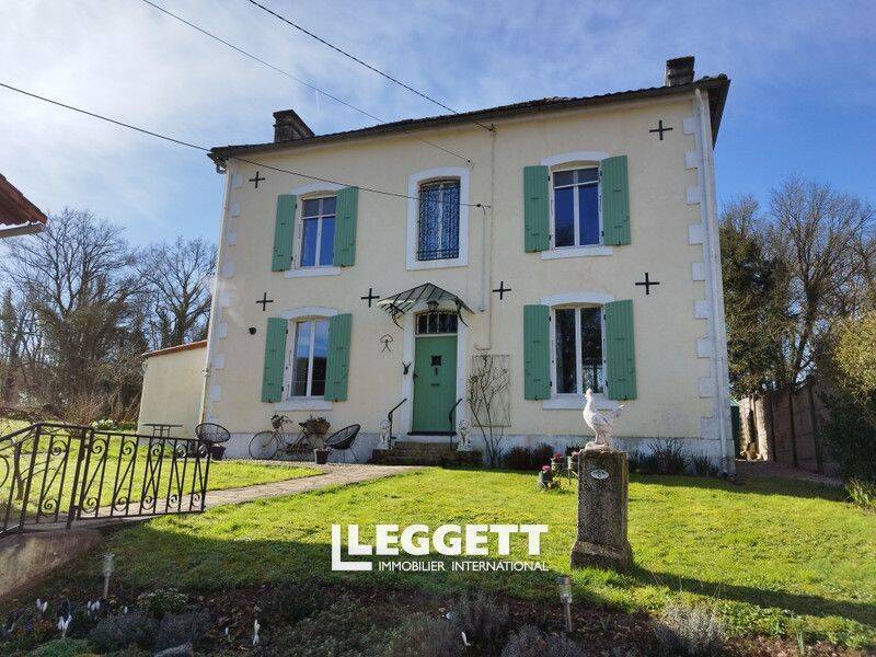 Maison 7 pièces 146 m² · à Lorigné · 146 m² · 299 600 €