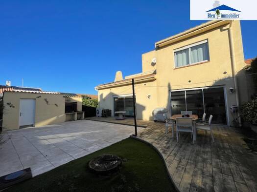 Maison à vendre 350 000 € 4 pièces 2 chambres 169 m² 412 m² de terrain Pierre Droite Saint-Estève 66240