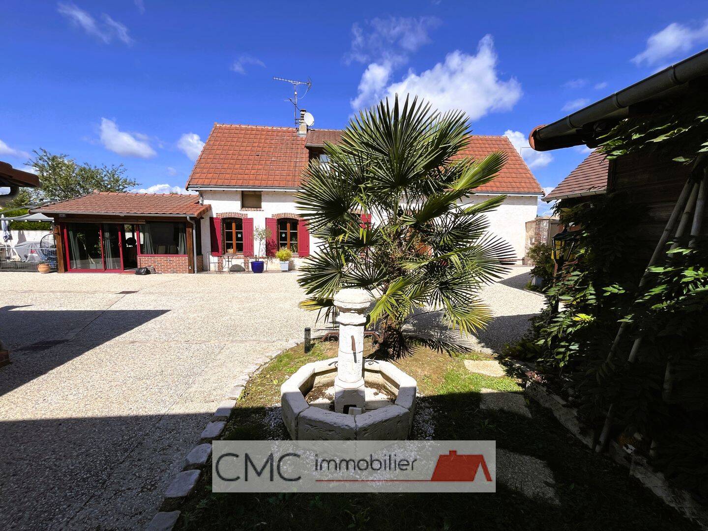 Maison 6 pièces 146 m² · à Thivars · 146 m² · 599 900 €