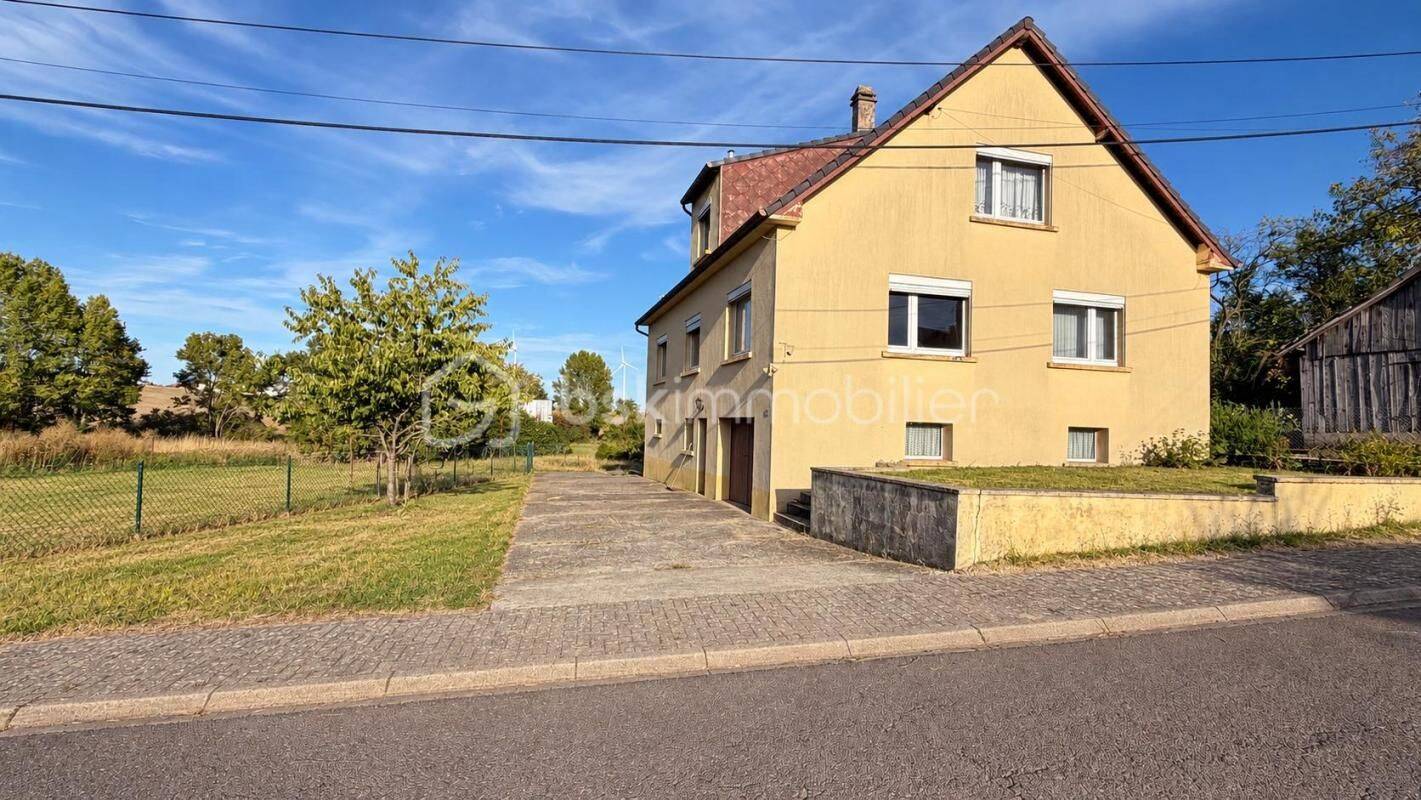Maison 7 pièces 161 m² · à Gréning · 161 m² · 129 000 €