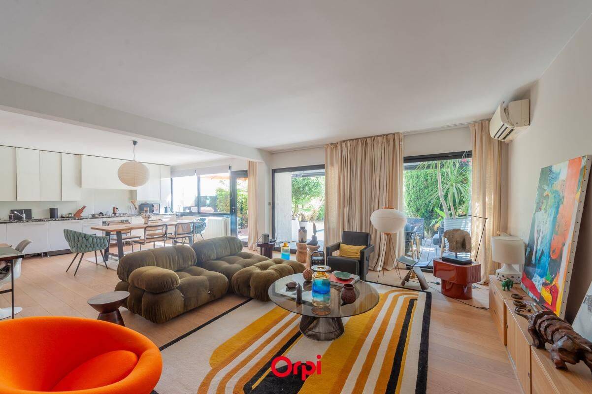 Maison 6 pièces 160 m² · à La Rochelle · 160 m² · 1 358 000 €
