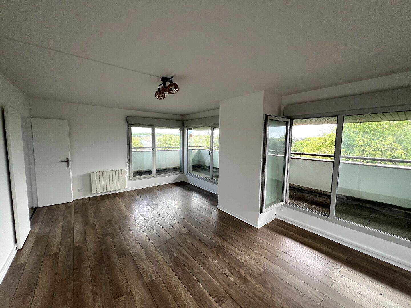 Appartement 4 pièces 89 m² · à Maurepas · 88,8 m² · 210 000 €