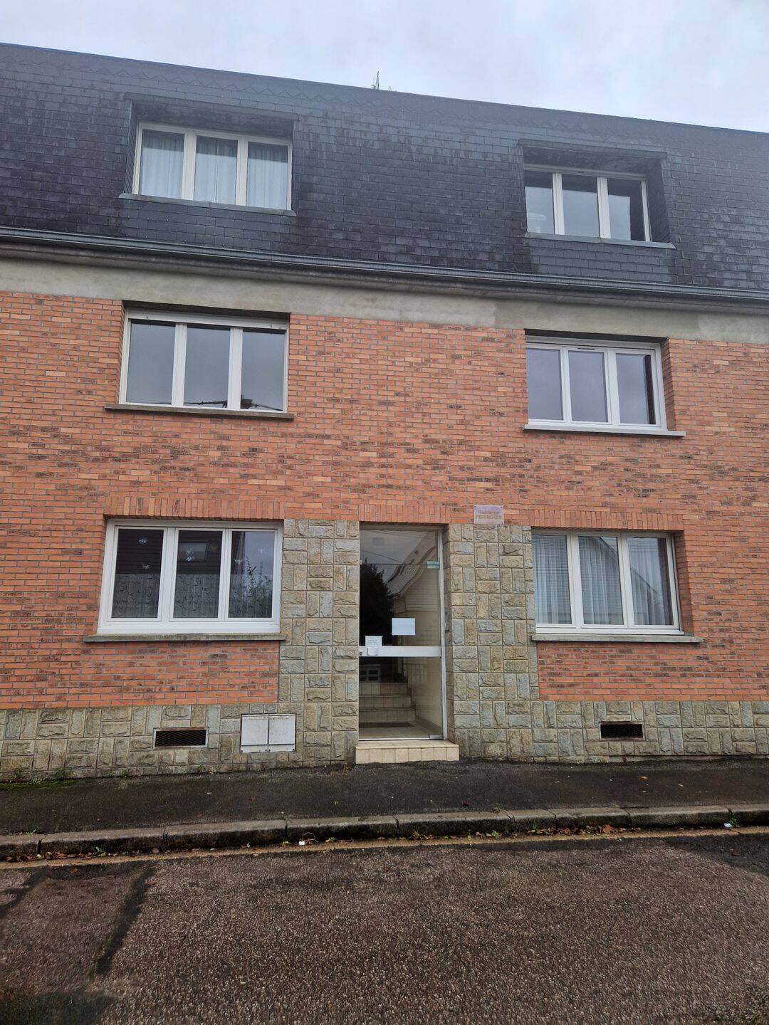 Appartement 2 pièces 42 m² · à Gournay-en-Bray · 41,6 m² · 95 000 €