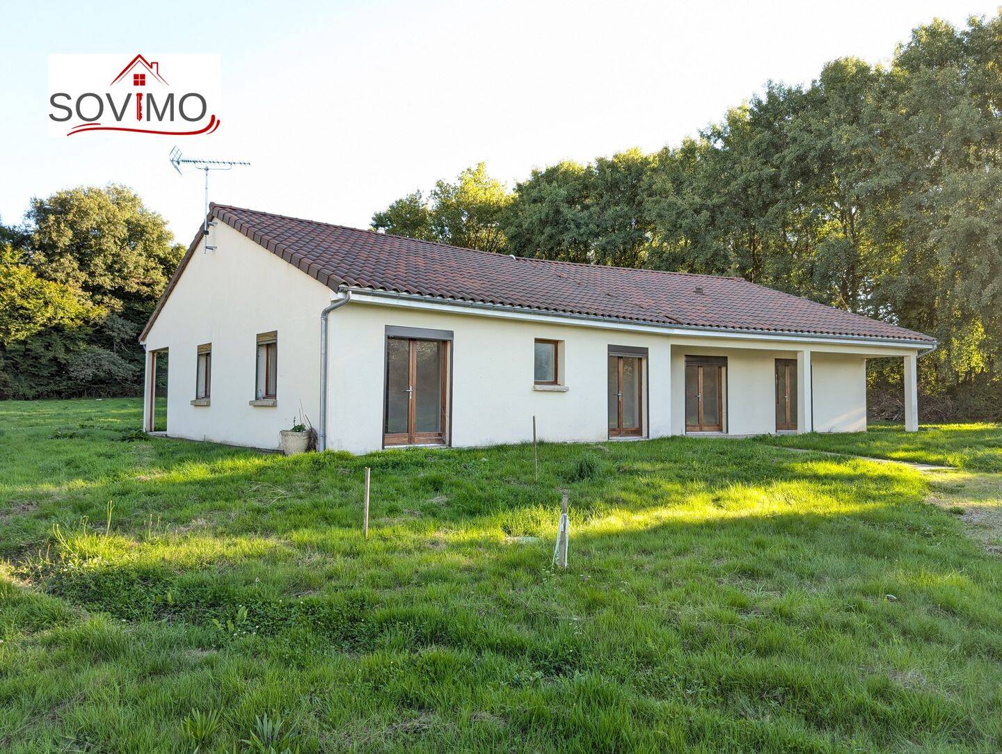 Maison 6 pièces 148 m² · à Val-d'Oire-Et-Gartempe · 147,5 m² · 170 000 €