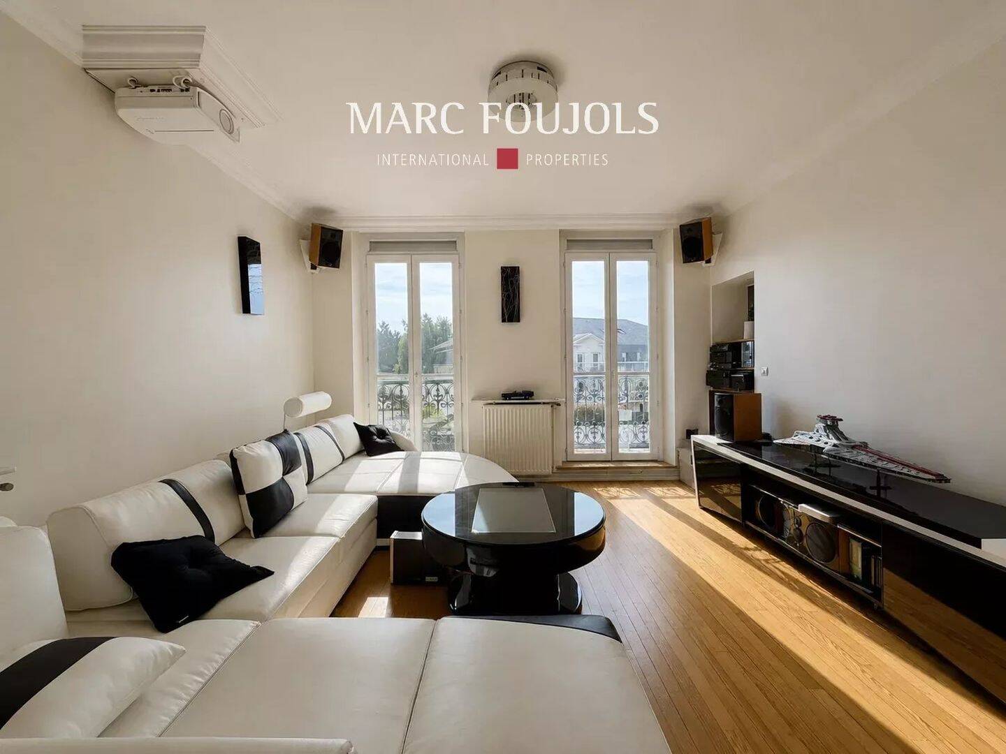 Appartement 2 pièces 60 m² · à Lamorlaye · 60 m² · 240 000 €
