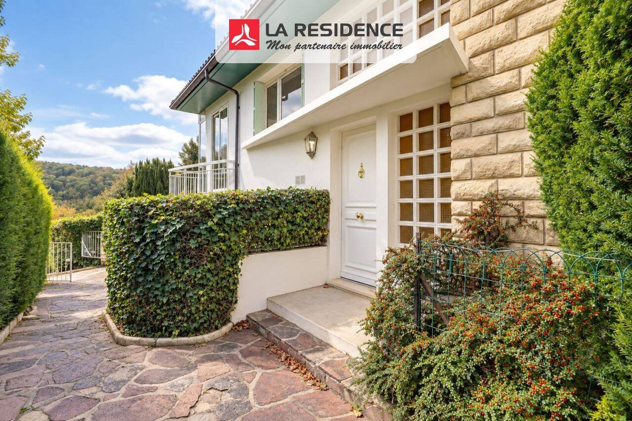 Maison 7 pièces 173 m² · à Nézel · 173 m² · 529 000 €