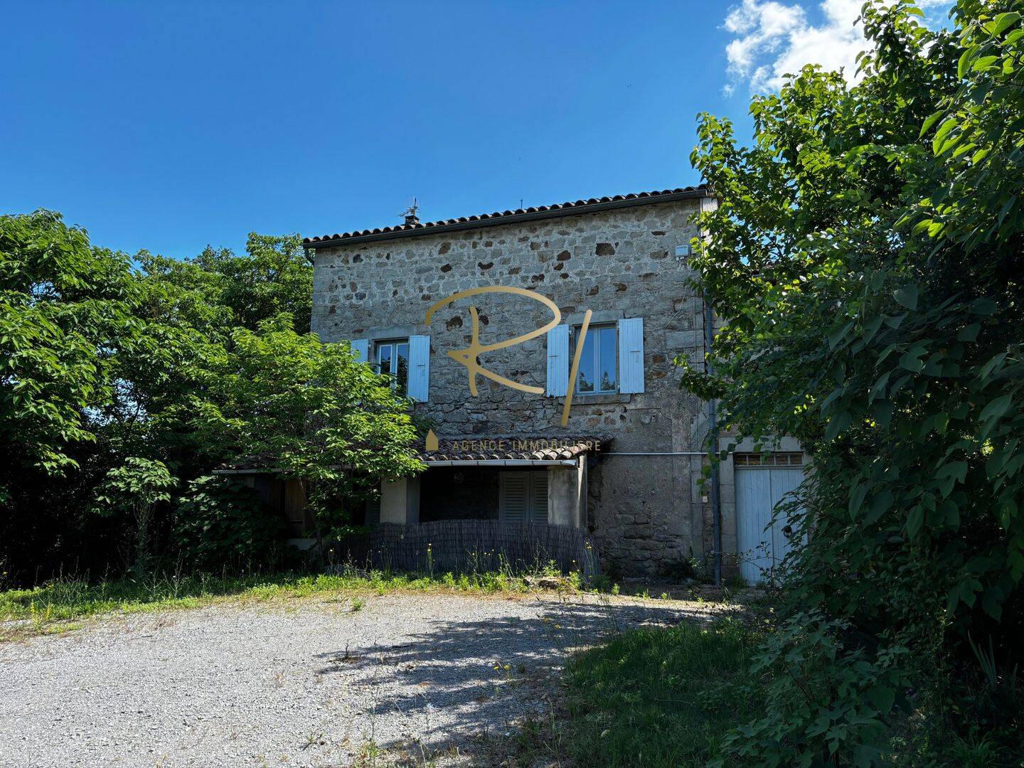Maison 7 pièces 171 m² · à Les Vans · 171 m² · 199 000 €