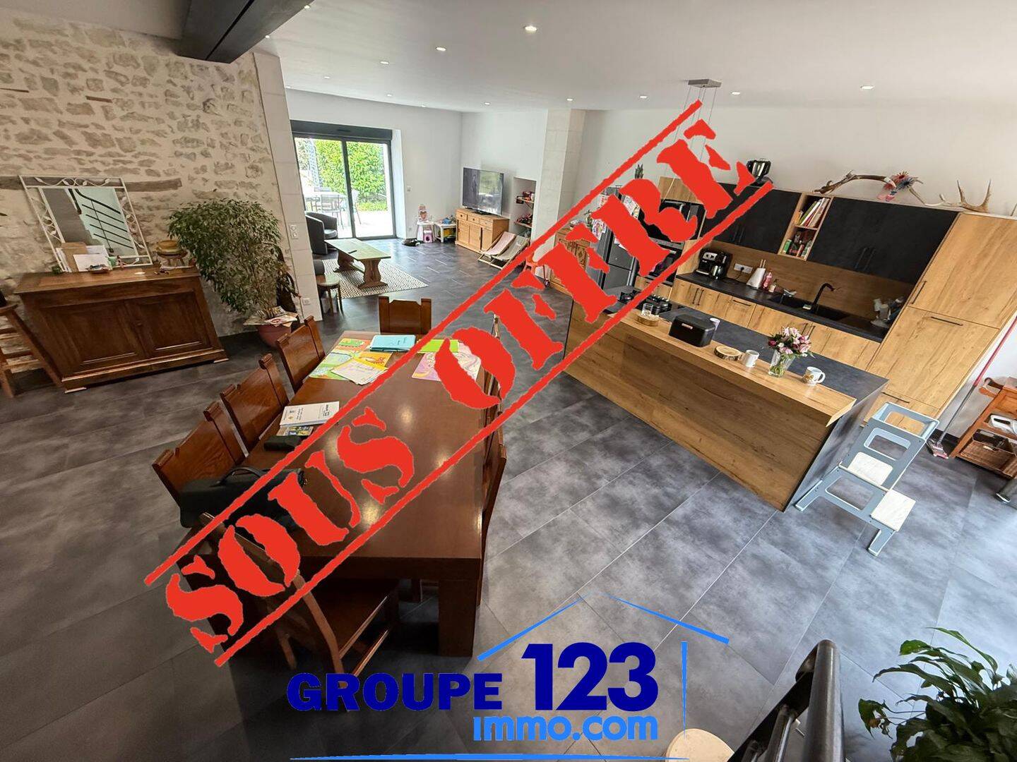 Maison 6 pièces 227 m² · à Vallan · 226,5 m² · 325 000 €