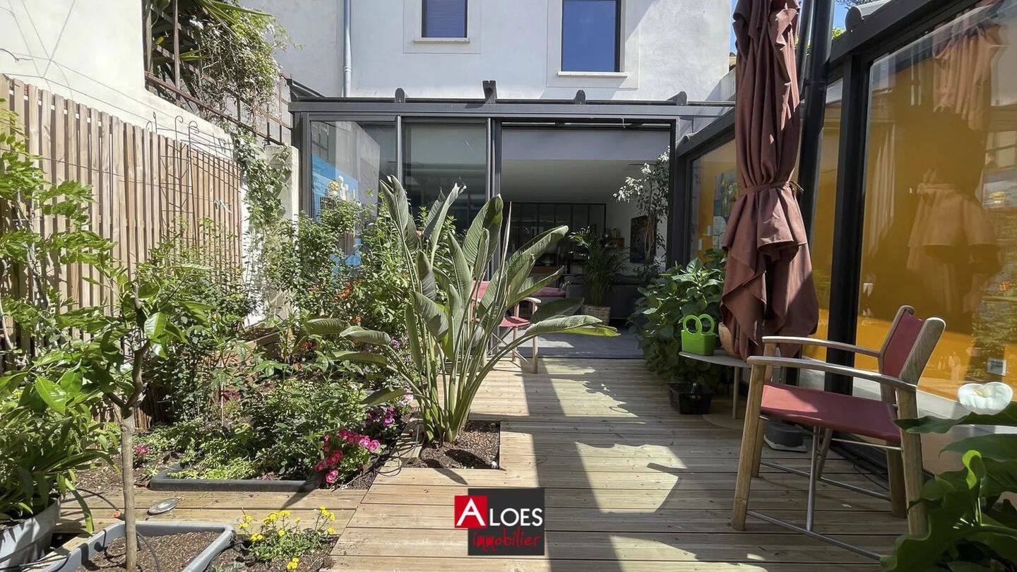 Maison 7 pièces 143 m² · à Aigues-Mortes · 142,7 m² · 698 500 €