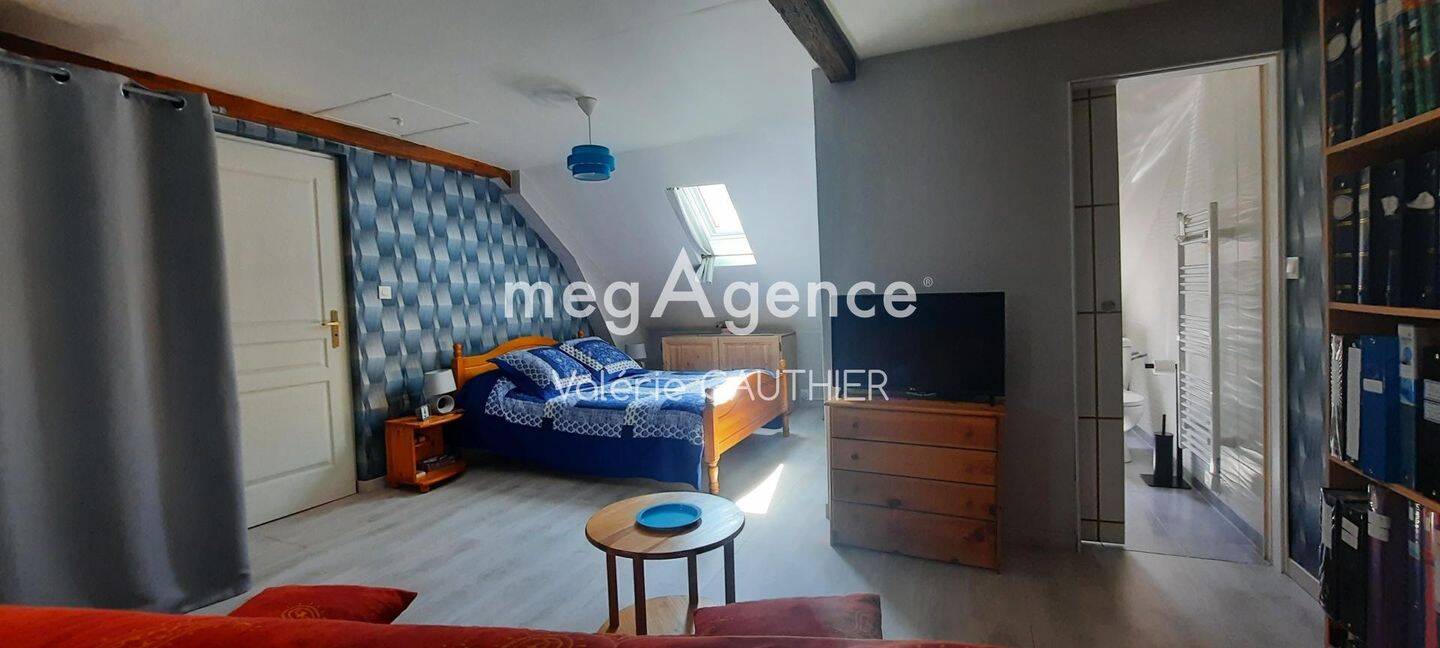 Maison 6 pièces 165 m² · à Naveil · 165 m² · 159 000 €