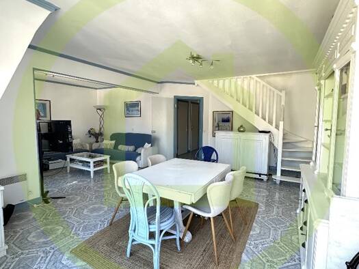 Duplex à vendre 689 000 € 3 pièces 2 chambres 85 m² Étage 4/4 Deauville 14800