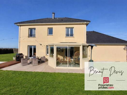 Maison à vendre 415 000 € 6 pièces 5 chambres 131 m² 937 m² de terrain Allouville-Bellefosse 76190