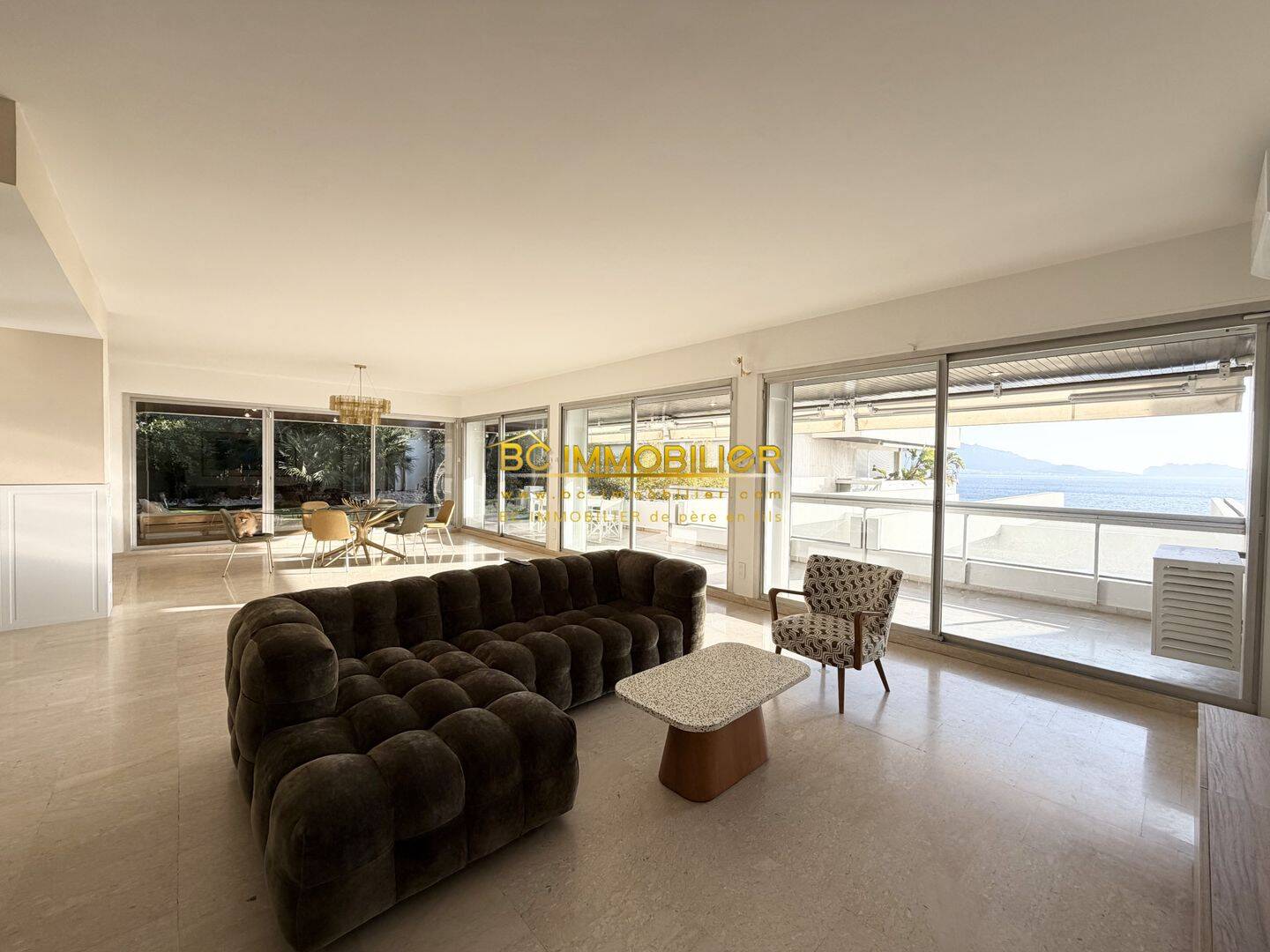 Appartement 4 pièces 170 m² · à Marseille 7ème Arrondissement · 170 m² · 3 500 000 €