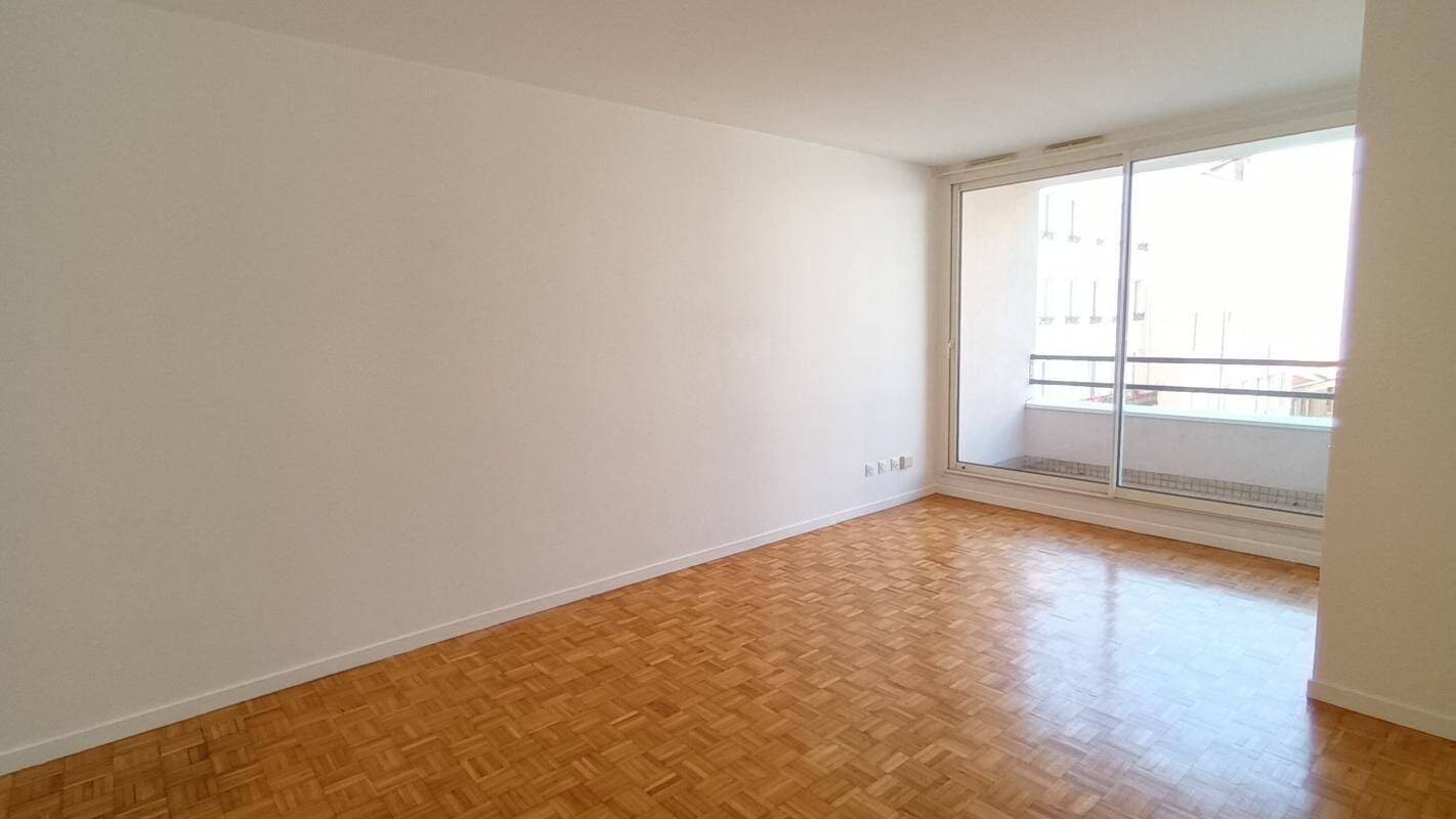 Appartement 3 pièces 68 m² · à Lyon 7ème Arrondissement · 68 m² · 980 €/mois