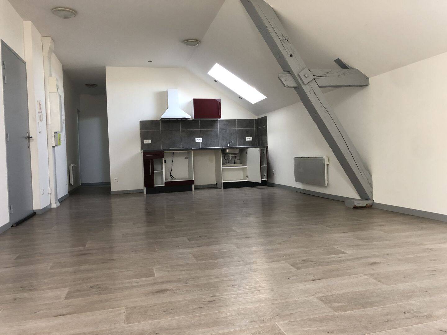 Appartement 2 pièces 51 m² · à La Roche-Chalais · 50,8 m² · 464 €