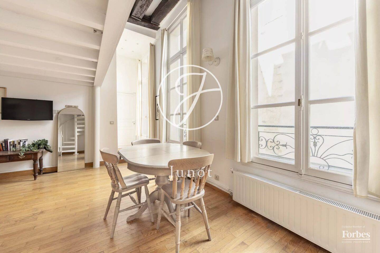 Appartement 2 pièces 50 m² · à Paris 4ème Arrondissement · 49,9 m² · 465 000 €