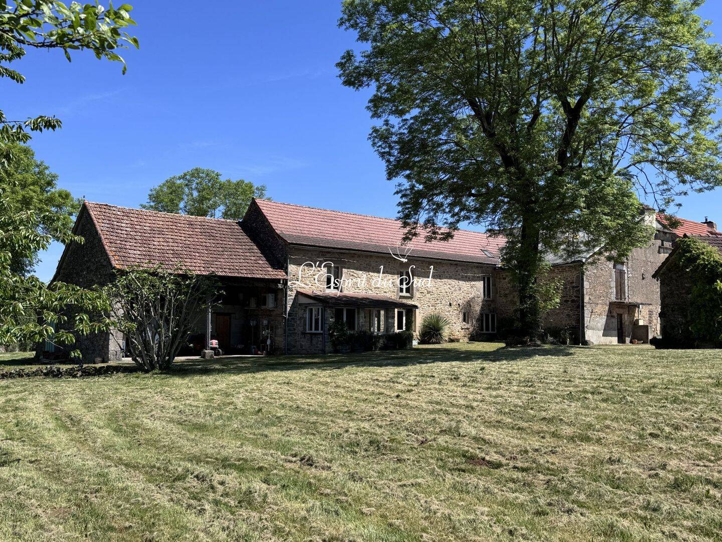Maison 8 pièces 216 m² · à Castanet · 216 m² · 285 000 €
