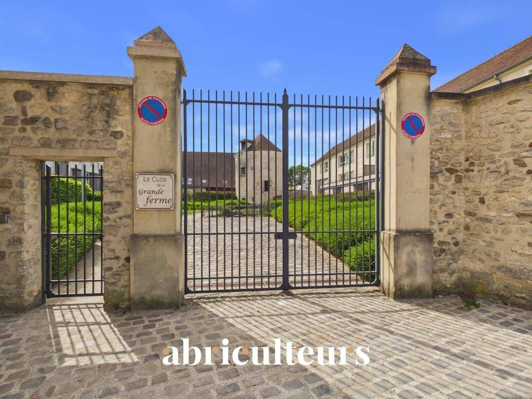 Appartement 2 pièces 44 m² · à Survilliers · 43,9 m² · 164 900 €