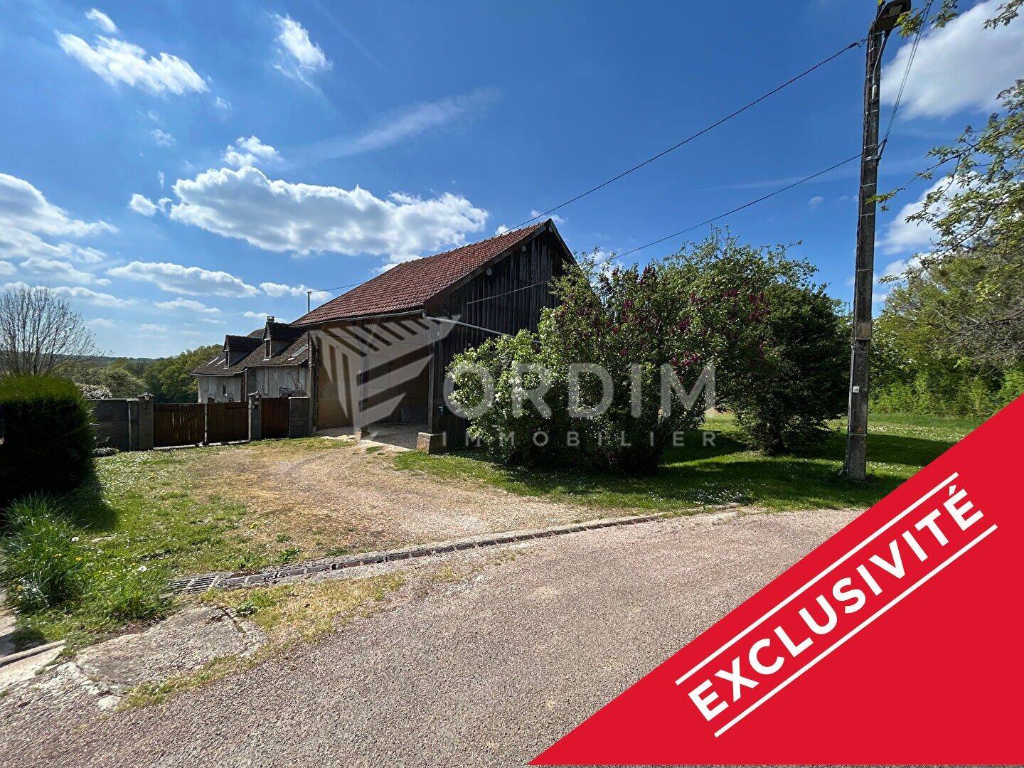Maison 8 pièces 249 m² · à Toucy · 249 m² · 241 900 €
