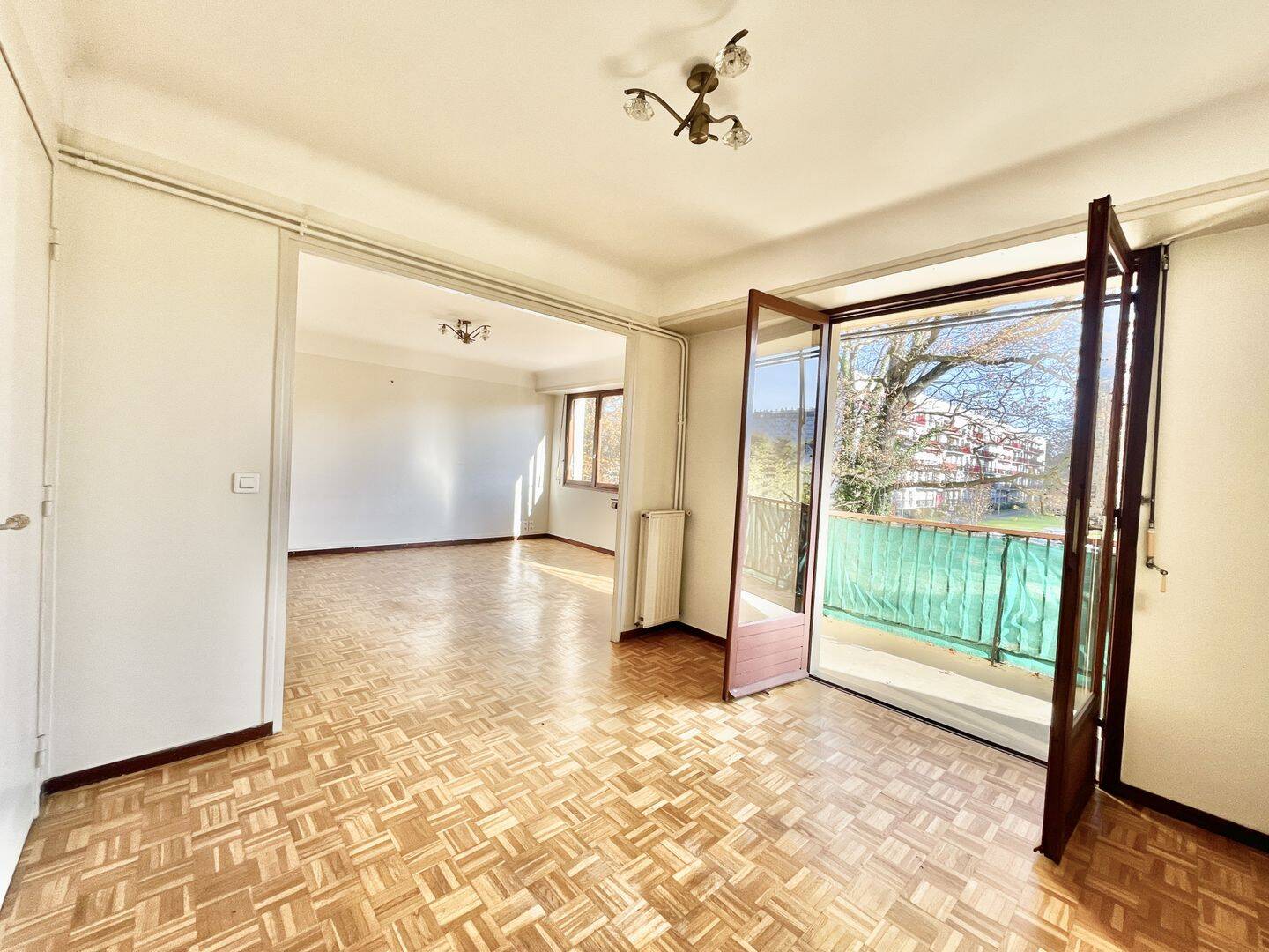 Appartement 6 pièces 102 m² · à Pau · 102,2 m² · 199 000 €