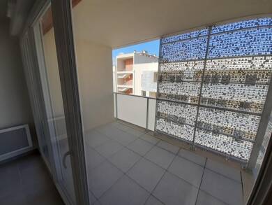 Appartement à louer 455 € 1 pièce 29 m² 3ème étage Beausoleil Nimes 30000