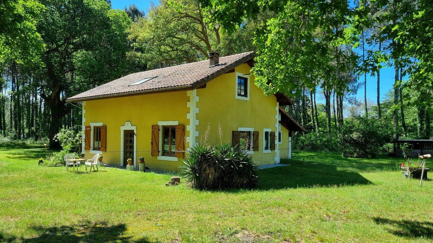 Maison 4 pièces 160 m² · à Lévignacq · 160 m² · 442 000 €