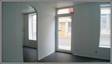 Local commercial à louer 440 € 25 m² de surface de vente Centre-Usines Montbard 21500